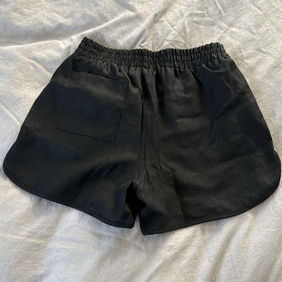 Beaton Linen running shorts M black NWT - Picture 6 of 6